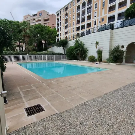 Cosy Near Monaco Sea View Terrace * ボーソレイユ